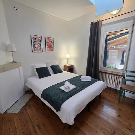 Ferienhaus La Maison De L'ile, Calme & Atypique, Proche Loire